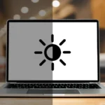 ordinateur_portable_sur_une_table_166d746c-84cb-4ed6-8ac5-9c5e9654198a